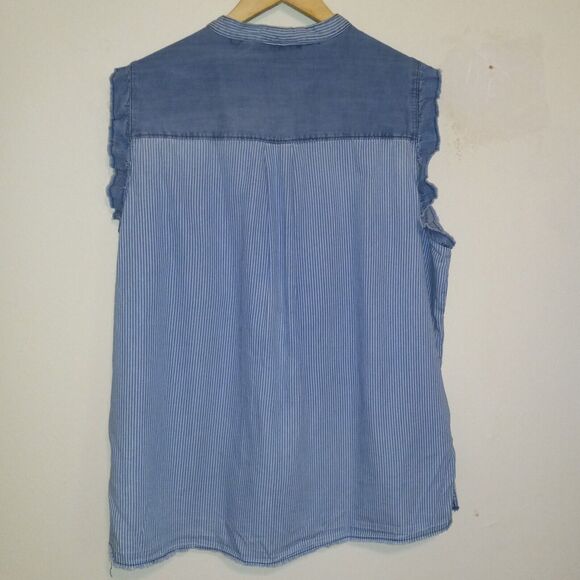 Lane Bryant Striped Chambray Ruffle Front Sleeveless Button Up Blouse-Size 18 - Picture 6 of 10